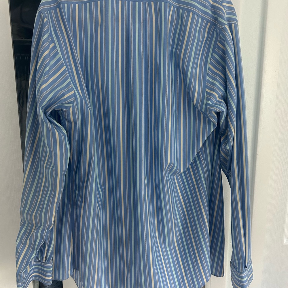 Brooks brothers button down size 15.5/35